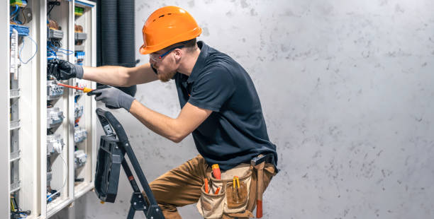 Best Licensed Electrician  in Womelsdorf, PA
